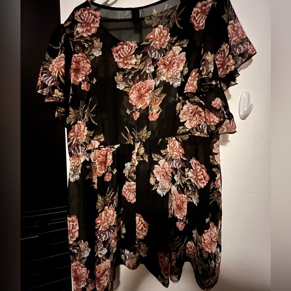 SHEIN Floral Chiffon Sheer Blouse With Cinched Waist size 3xl black pink floral - Picture 2 of 6